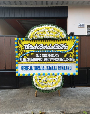Papan Bunga Duka di Krambilsawit